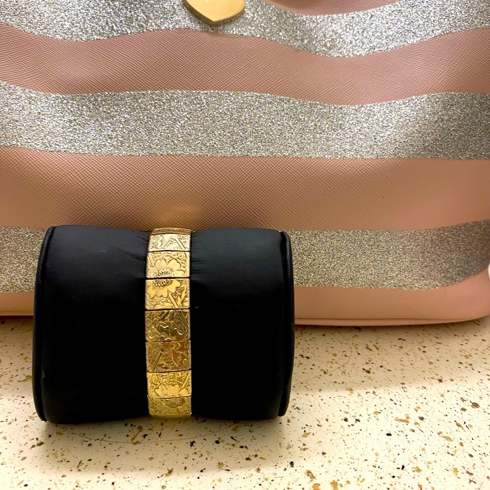Women’s bracelet